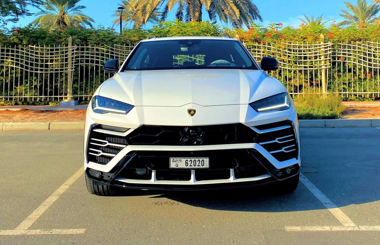 Lamborghini Urus WHITE 2021 rental dubai
