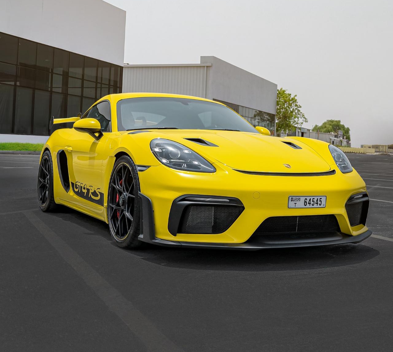 Porsche 718 Cayman GT4 RS Yellow  2023 rental dubai