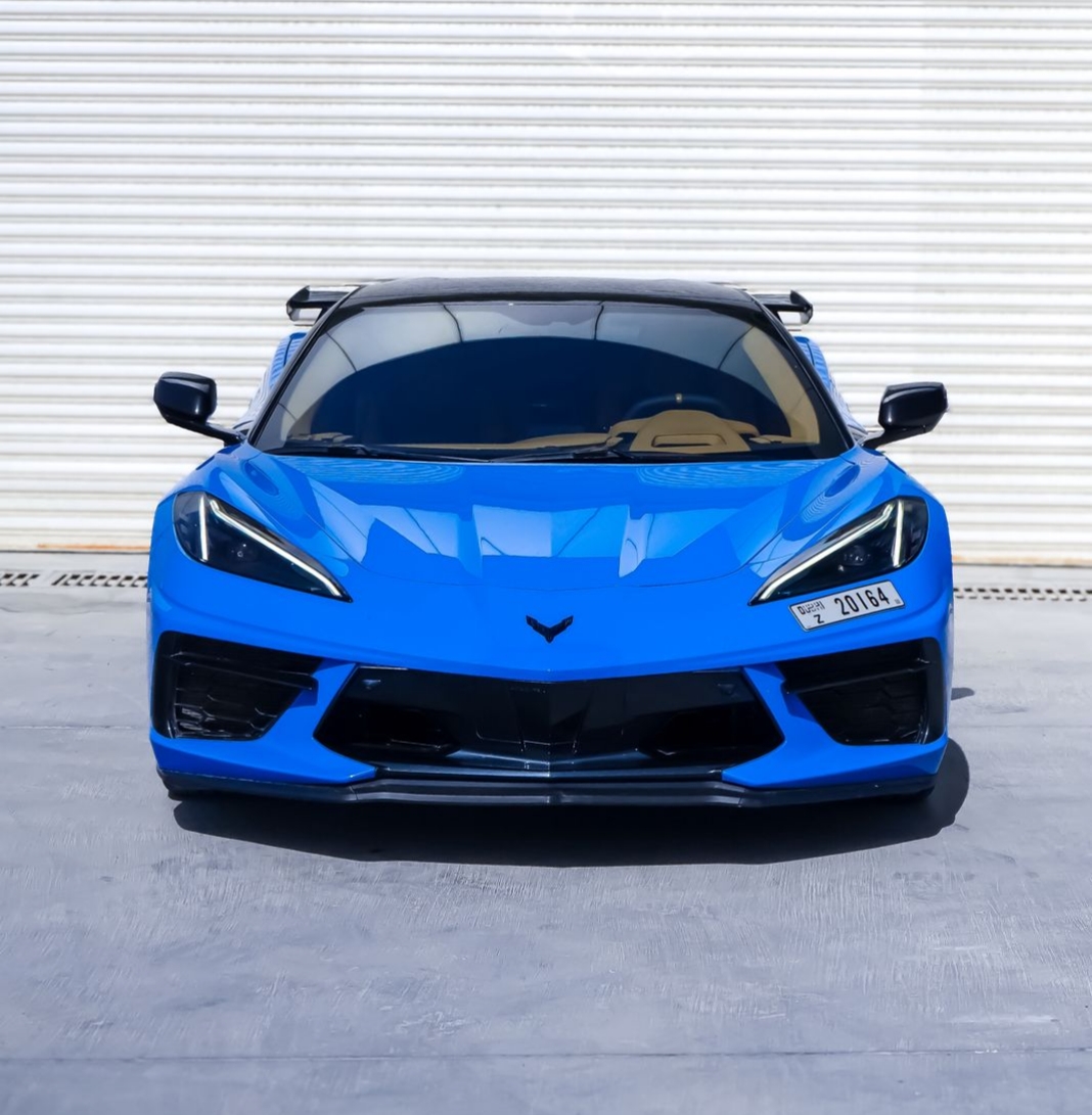 Chevrolet Corvette C8 Automatic Roof 3LT Stingray blue  2023 rental dubai